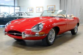 Jaguar E-Type photo