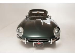 Jaguar E-Type photo