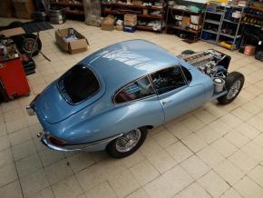 Jaguar E-Type photo