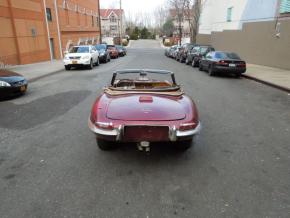 Jaguar E-Type photo