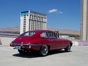 Jaguar E-Type photo