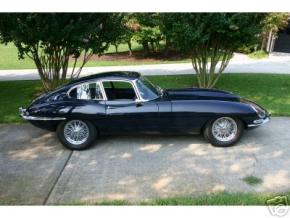 Jaguar E-Type photo