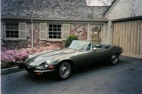 Jaguar E-Type photo