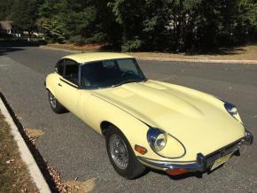 Jaguar E-Type photo