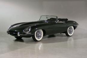 Jaguar E-Type photo