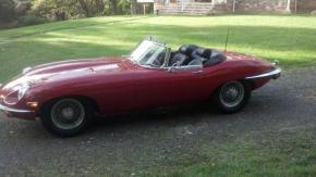 Jaguar E-Type photo