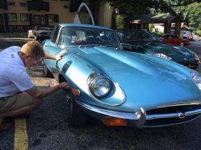 Jaguar E-Type photo