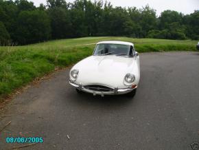 Jaguar E-Type photo