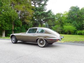 Jaguar E-Type photo