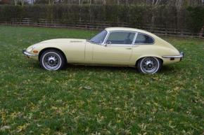 Jaguar E-Type photo