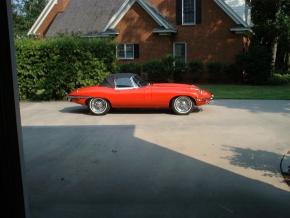 Jaguar E-Type photo