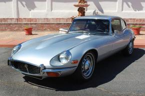 Jaguar E-Type photo