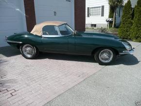 Jaguar E-Type photo