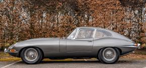 Jaguar E-Type photo