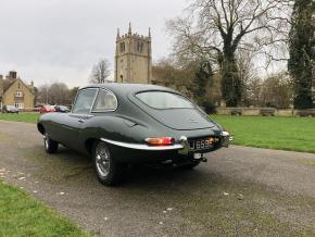 Jaguar E-Type photo