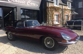 Jaguar E-Type photo