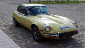 Jaguar E-Type photo