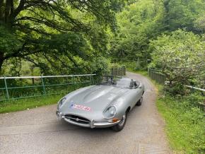 Jaguar E-Type photo