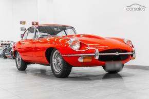 Jaguar E-Type photo