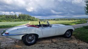 Jaguar E-Type photo