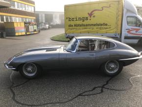 Jaguar E-Type photo