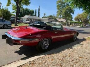 Jaguar E-Type photo