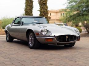 Jaguar E-Type photo