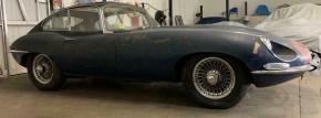 Jaguar E-Type photo