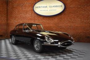 Jaguar E-Type photo