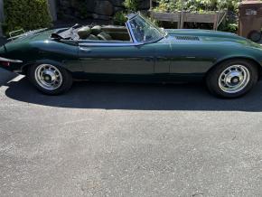 Jaguar E-Type photo