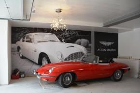 Jaguar E-Type photo