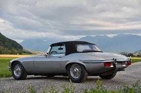 Jaguar E-Type photo