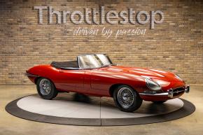 Jaguar E-Type photo