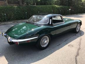 Jaguar E-Type photo