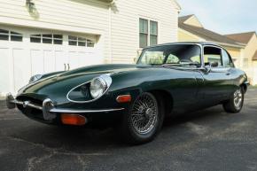 Jaguar E-Type photo