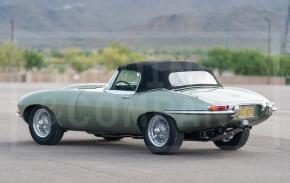 Jaguar E-Type photo