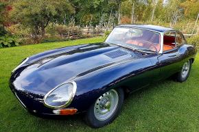 Jaguar E-Type photo