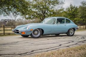 Jaguar E-Type photo