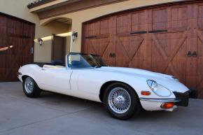 Jaguar E-Type photo