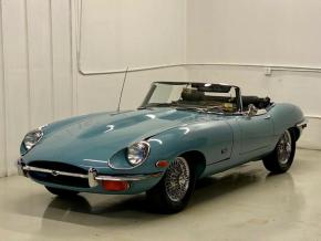 Jaguar E-Type photo