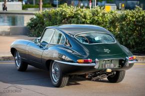 Jaguar E-Type photo