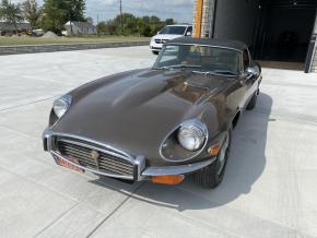 Jaguar E-Type photo