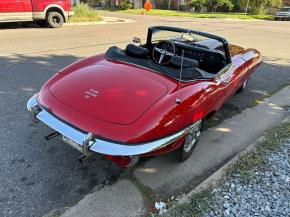 Jaguar E-Type photo