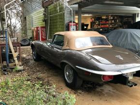 Jaguar E-Type photo