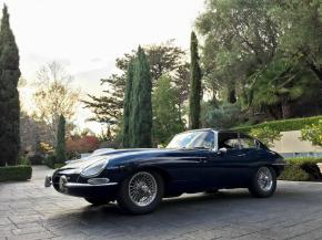 Jaguar E-Type photo