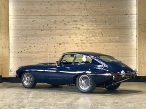 Jaguar E-Type photo