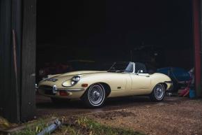 Jaguar E-Type photo