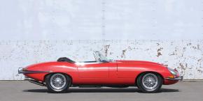 Jaguar E-Type photo