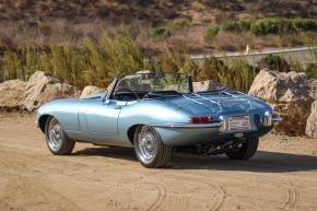 Jaguar E-Type photo