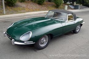 Jaguar E-Type photo